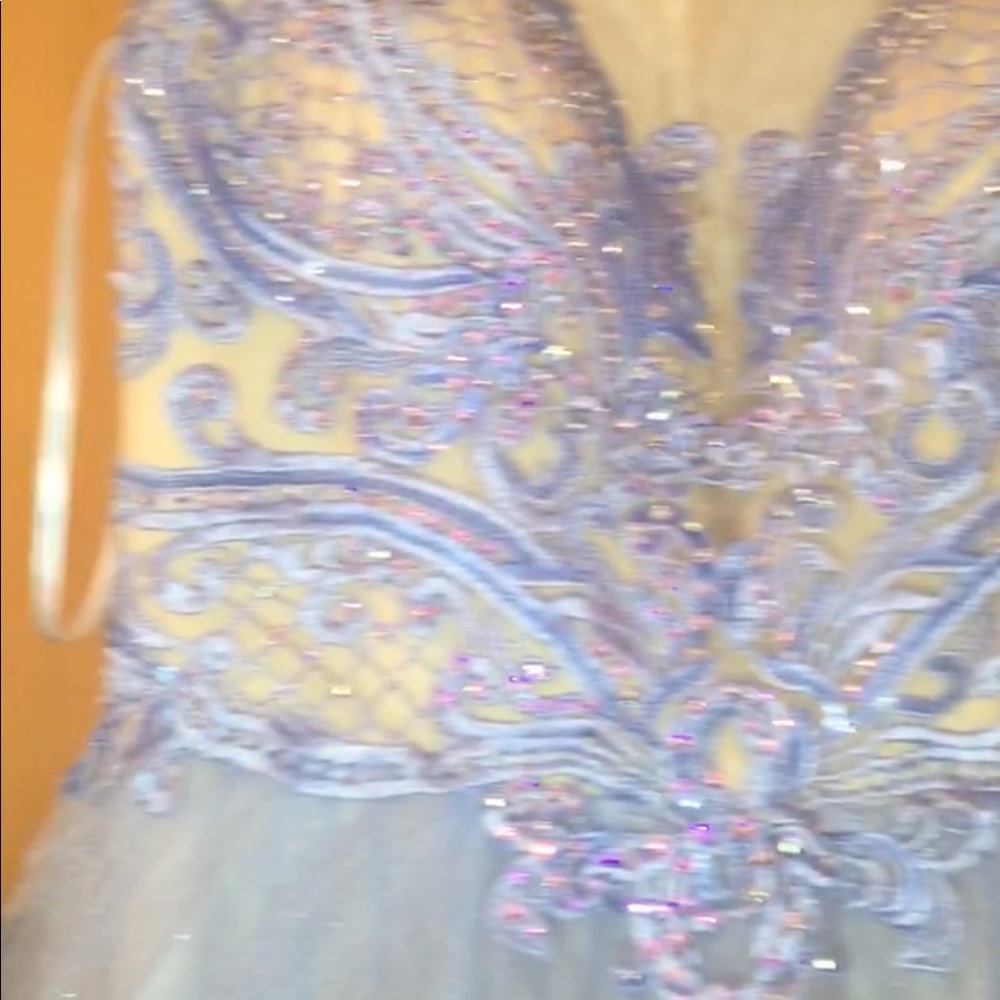 Prom Dress ✨ - Picture 2 of 3